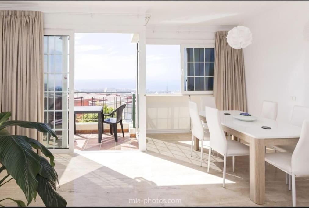 Private Pool 'Villa Vibe Tenerife' Sunset & Ocean View Чайофа Экстерьер фото